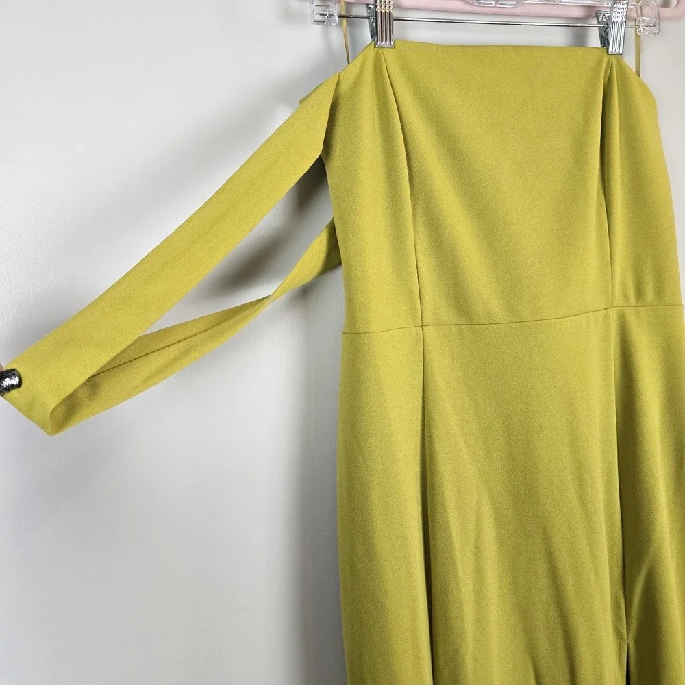 Women Camilla Dress With Asymmetrical‎ Neckline And Fitted Mermaid Bottom.D171